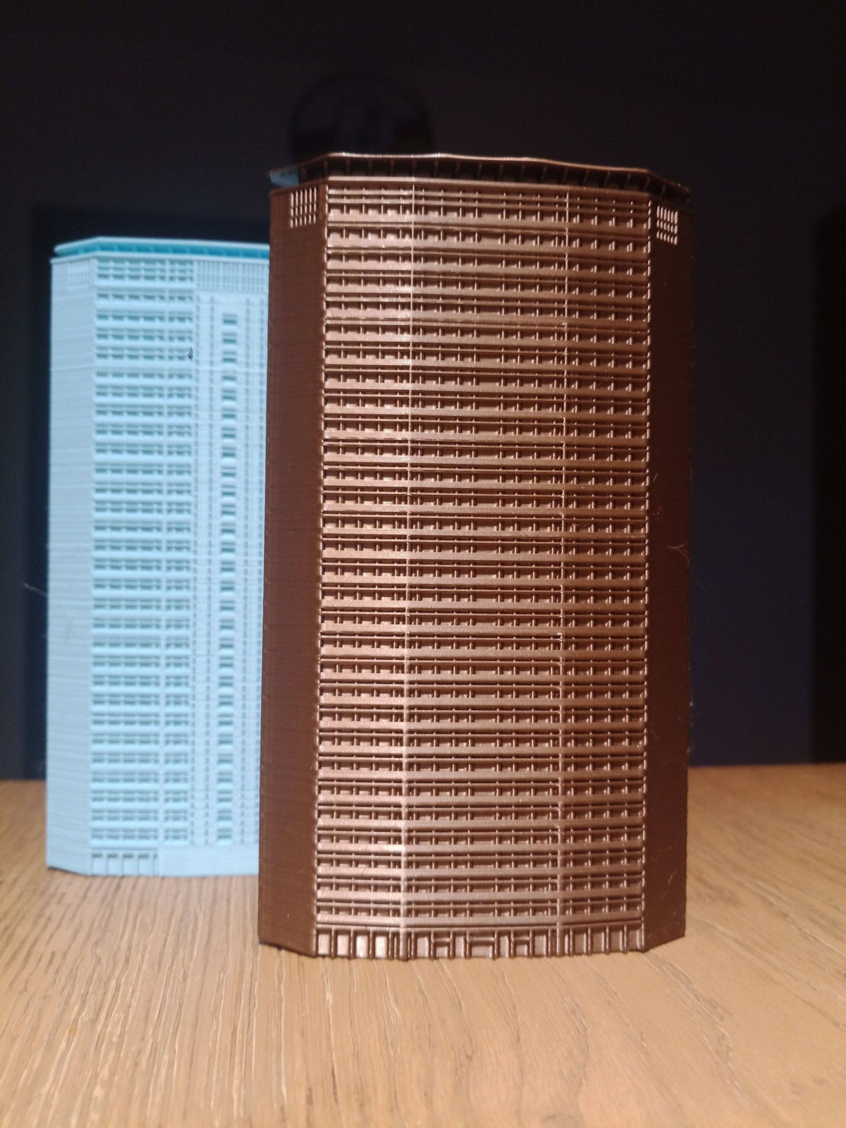 Grattacielo Pirelli — Scultura in 3D, 15 cm | Icona di Milano firmata Gio Ponti - Beton Brutale - Monumenti, sculture e soprammobili stampati in 3D