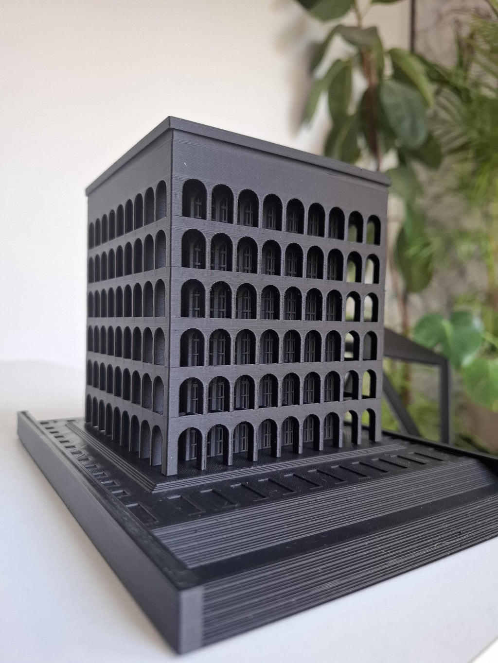 Palazzo della Civiltà Italiana — Scultura in 3D, 12 cm | Il "Colosseo Quadrato" di Roma - Beton Brutale - Monumenti, sculture e soprammobili stampati in 3D