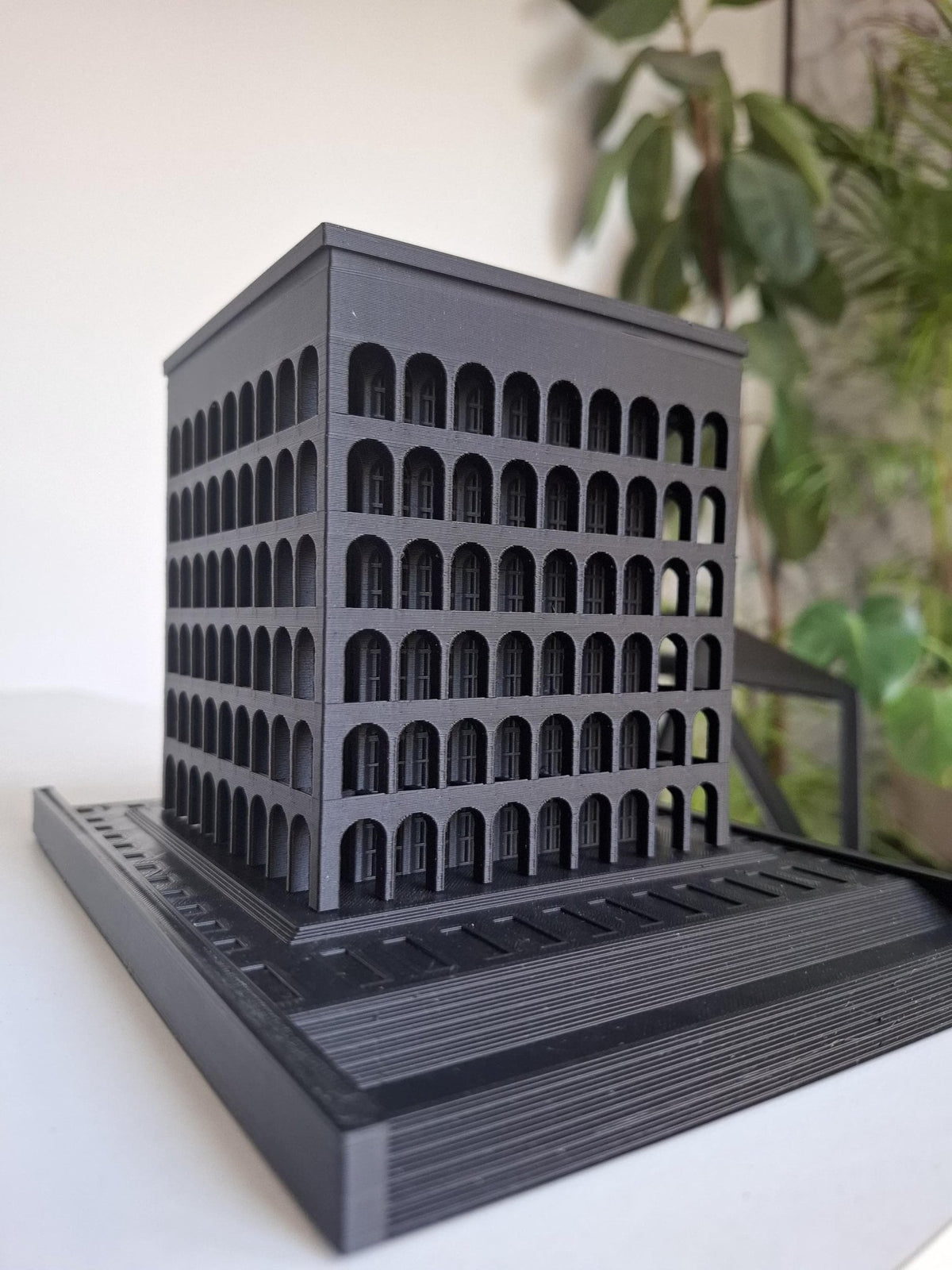 Palazzo della Civiltà Italiana — Scultura in 3D, 12 cm | Il "Colosseo Quadrato" di Roma - Beton Brutale - Monumenti, sculture e soprammobili stampati in 3D